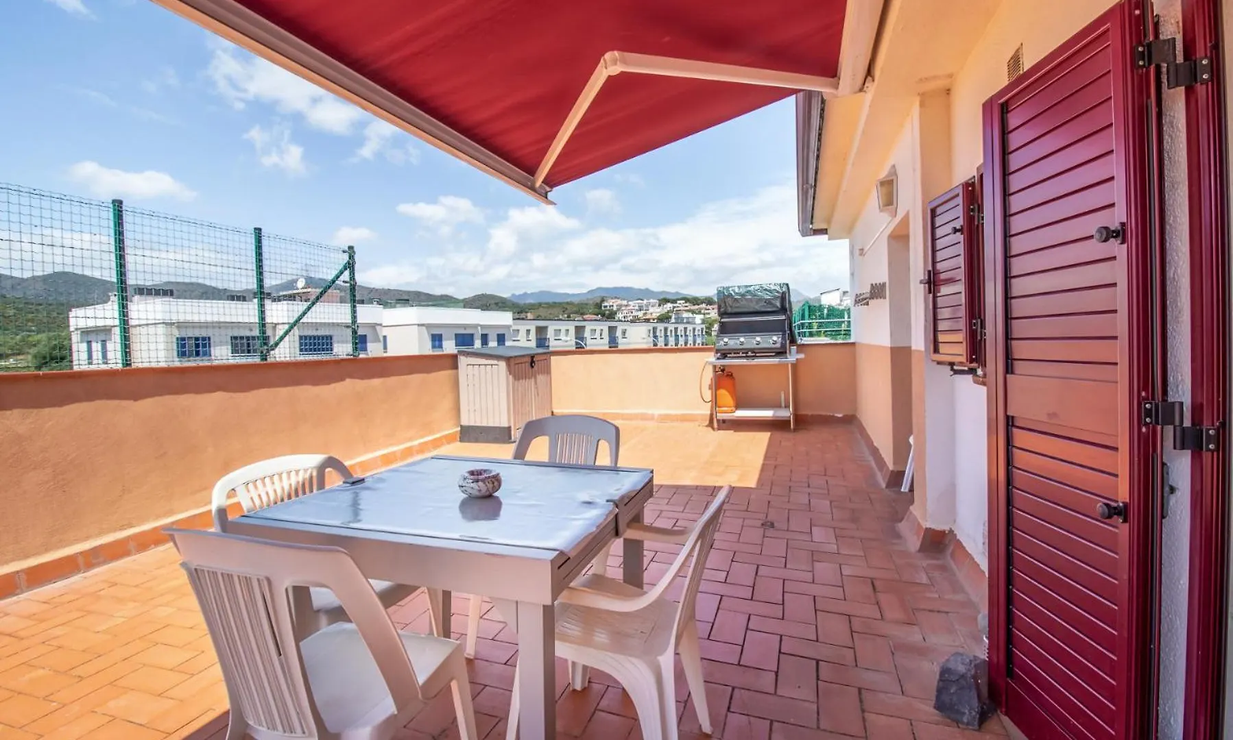 דירות Llança Sant Carles 27 - Atico Con Terraza ספרד
